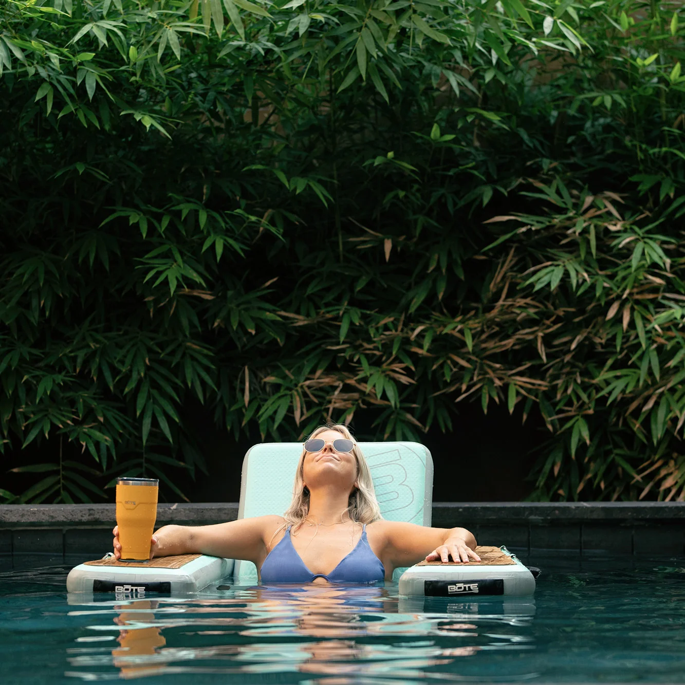 BOTE Inflatable Hangout Water Chair - Image 3