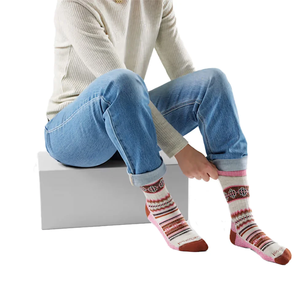 Smartwool Everyday Cozy Snowed In Sweater Crew Socks - Image 3