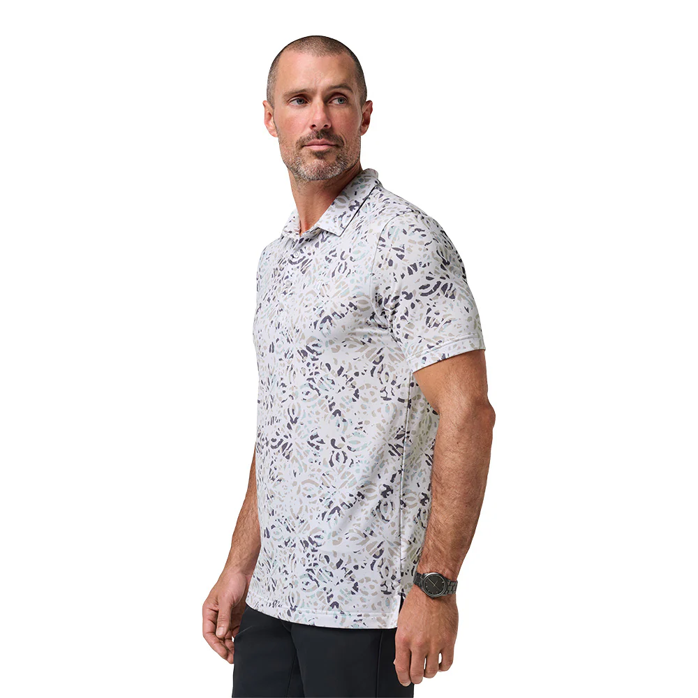TravisMathew Men's Featherweight Chill Polo Shirt - Image 4
