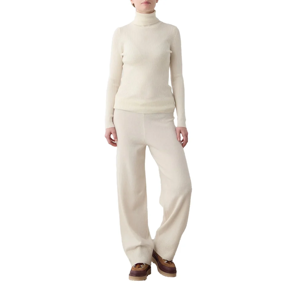 We Norwegians Women's Geilo Turtleneck - Image 3